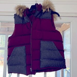 never worn LLBean puffer Vest